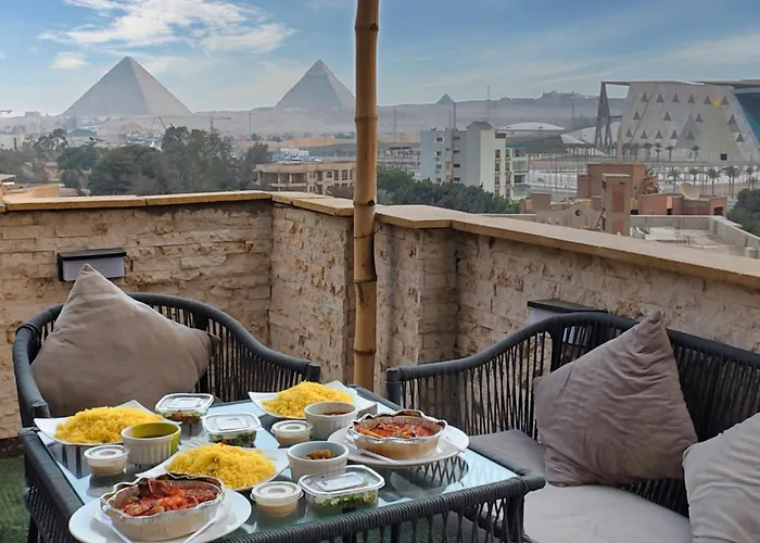 Hostalio Pyramid View