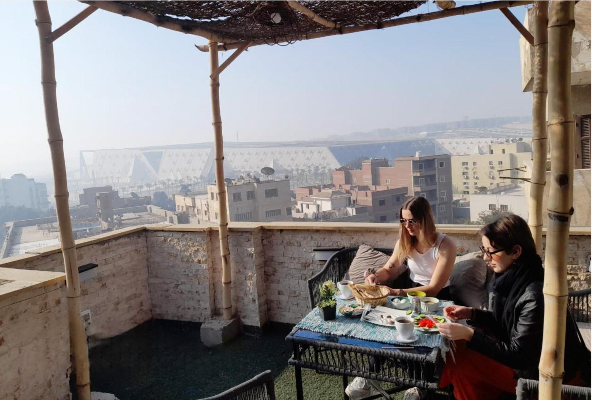 Hostalio Pyramid View Bed & Breakfast Cairo